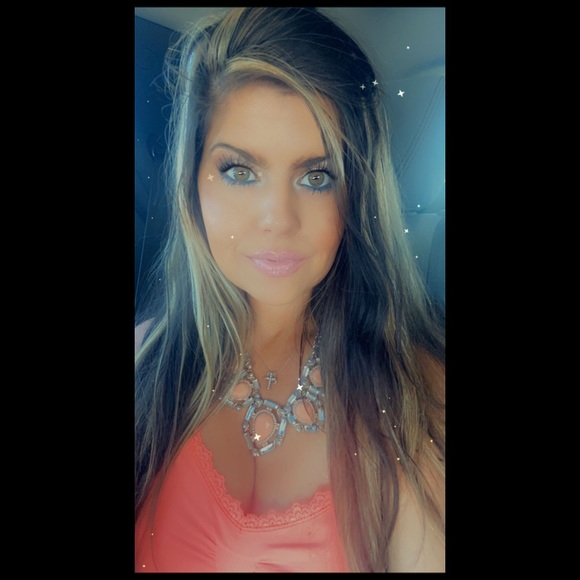 Meet your Posher, Lynsey - Picture 2 of 7